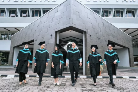 Rektor UNPAR Bandung Pastikan Wisuda Tetap Berjalan Meski Ada Ancaman Teror Bom Rektor UNPAR Bandung Pastikan Wisuda Tetap Berjalan Meski Ada Ancaman Teror Bom