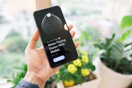 Cek Layar Iphone Sebelum Membeli, Ini Caranya! Ilustrasi cek layar Iphone (unsplash.com)