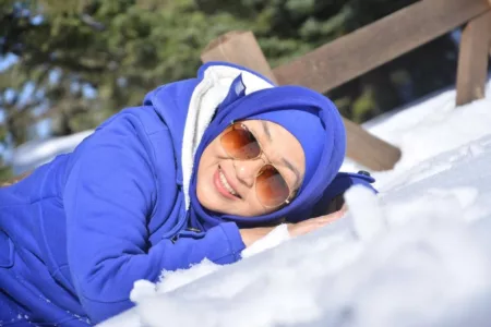 Duka Menyelimuti Kepergian Dina Mariana Dina Mariana meninggal dunia