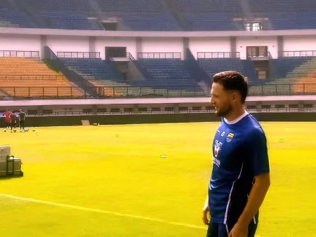 Marc Anthony Klok Kabarkan Kondisi Terkininya Dan Siap Turun Saat Hadapi Persija Marc Klok Kabarkan Kondisi Terkininya Dan Siap Turun Saat Hadapi Persija