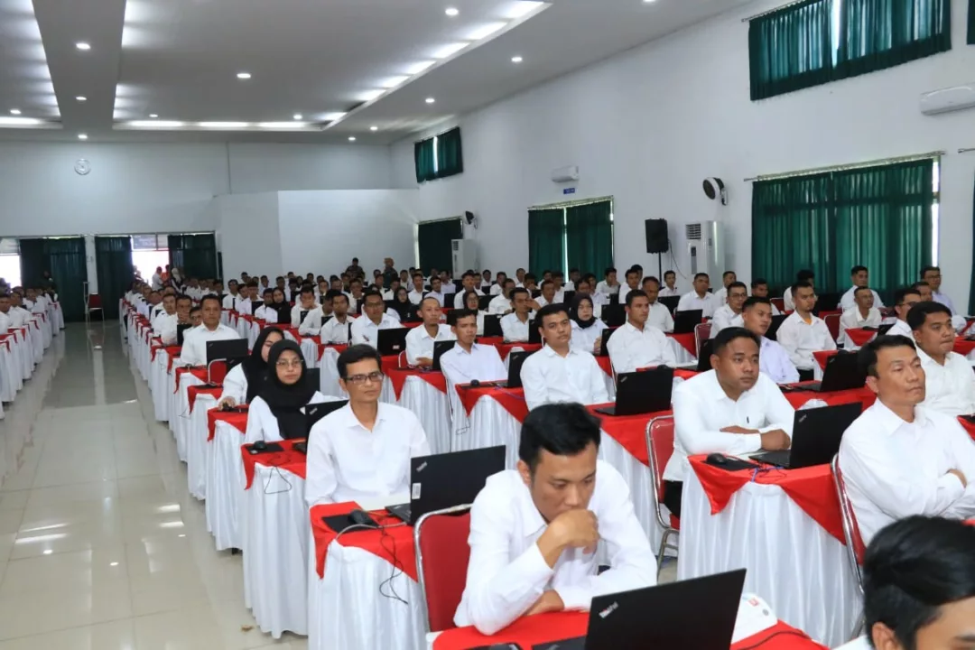 6.070 Peserta Berebut 1.500 Kursi P3K, Bupati Bandung Beri Motivasi 6.070 Peserta Berebut 1.500 Kursi P3K, Bupati Bandung Beri Motivasi