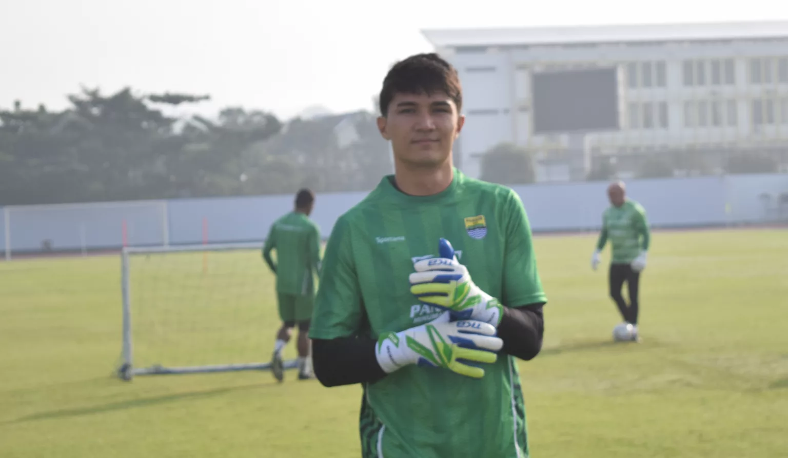 Persis vs Persib Bandung, Ujian Diujung Putaran Pertama, Kevin Siap Tampil Menggila Kiper Persib Bandung Kevin Ray Mendoza
