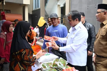 Gerakan Pangan Murah Digelar Jelang Nataru di Selajambe Gerakan Pangan Murah Digelar Jelang Nataru di Selajambe