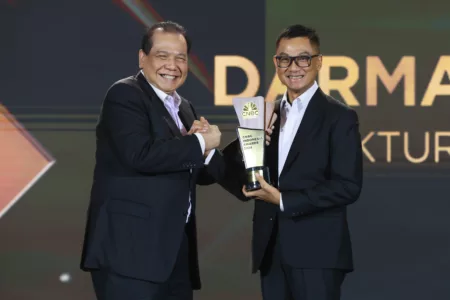 Hattrick! Dirut PLN Darmawan Prasodjo Kembali Dinobatkan Jadi CEO Of The Year 2024 Hattrick! Dirut PLN Darmawan Prasodjo Kembali Dinobatkan Jadi CEO Of The Year 2024