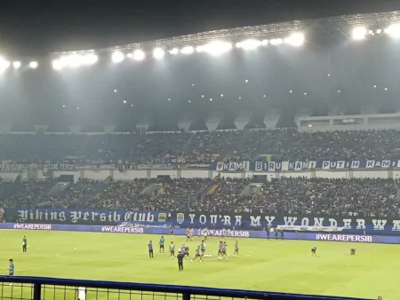 Susunan Pemain Persib Bandung vs Persita Tangerang, Bojan Kembali Turunkan DDS