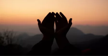 Lirik Sholawat Waqtu Sahar: Teks Arab, Latin, dan Terjemahan Bahasa Indonesianya Lirik sholawat