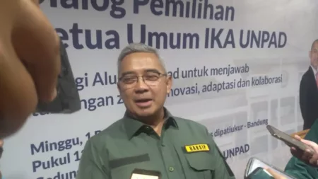 Muhammad Farhan Siap Buka Pintu Kolaborasi Bagi Rival di Pilwalkot Bandung Muhammad Farhan Siap Buka Pintu Kolaborasi Bagi Rival di Pilwalkot Bandung