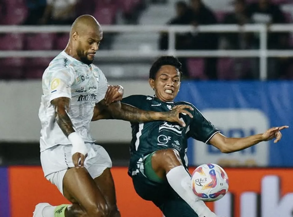 Update Klasemen BRI Liga 1: Pangeran Biru Tempel Ketat Bajul Ijo