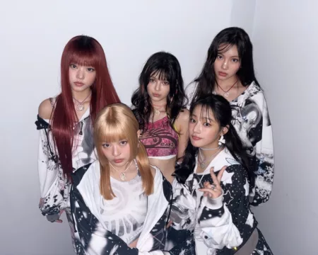 Diisukan Bubar Girl Group NewJeans Luncurkan Akun Instagram Baru Diisukan Bubar Girl Group NewJeans Luncurkan Akun Instagram Baru (@newjeans_official)
