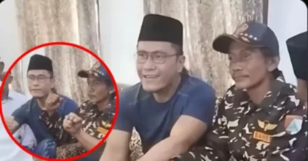 Login Jadi Tentara! Sunhaji Resmi Jadi Anggota Banser Setelah Bertemu Gus Miftah di Ponpesnya Sunhaji login Banser setelah bertemu Gus Miftah di Ponpesnya