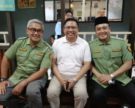 Tim Pemenangan Farhan-Erwin Ajak Warga Kawal Rekapitulasi Suara Pilwalkot Bandung 2024 Tim Pemenangan Farhan-Erwin Ajak Warga Kawal Rekapitulasi Suara Pilwalkot Bandung 2024