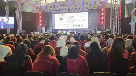 Bambang Brojonegoro : Mahasiswa Sebagai Penggerak Utama Keberlanjutan di Indonesia Bambang Brojonegoro : Mahasiswa Sebagai Penggerak Utama Keberlanjutan di Indonesia