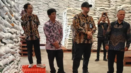 Jelang Nataru, Stok Beras Dipastikan Aman, Bulog Siapkan 10 Ribu Ton untuk Kebutuhan Pangan