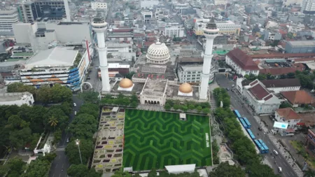 Dua Karya Budaya Kota Bandung Ditetapkan Jadi Warisan Budaya Tak Benda Indonesia Masjid raya Bandung