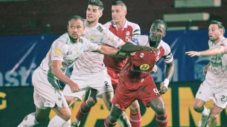 Menang atas Barito Putera, Persib Kuntit Persebaya di Klasemen Sementara Menang atas Barito Putera, Persib Kuntit Persebaya di Klasemen Sementara