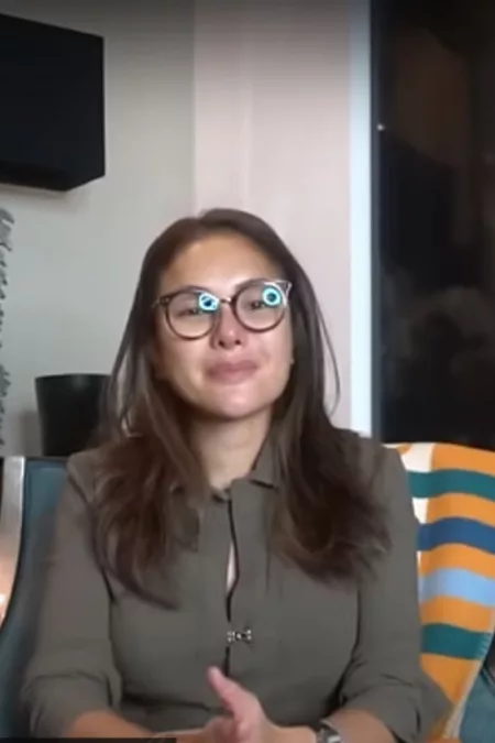 Inilah 11 Pesan Nikita Mirzani Kepada Lolly! Pesan Nikita Mirzani kepada Lolly (Ytube/CrazyNikmirREAL)