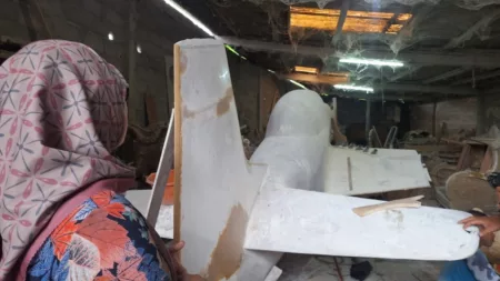 Pengusaha Furnitur Cimalaka Ciptakan Rangka Pesawat Mustang dari Karbon Ringan Pengusaha Furnitur Cimalaka Ciptakan Rangka Pesawat Mustang dari Karbon Ringan