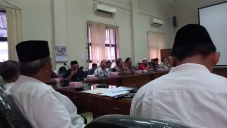 Polemik Pemutusan Kontrak 56 Pegawai RSUD dr. Soekardjo Memanas, DPRD Gelar Audiensi Polemik Pemutusan Kontrak 56 Pegawai RSUD dr. Soekardjo Memanas, DPRD Gelar Audiensi