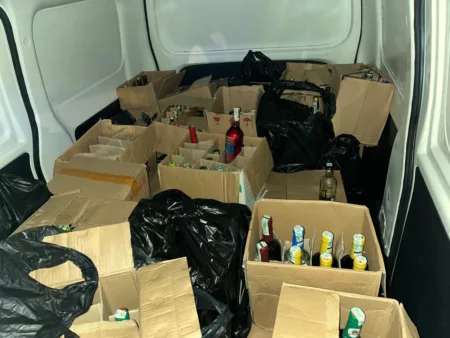 Polres Tasikmalaya Kota Amankan Ratusan Botol Miras di Cipedes Polres Tasikmalaya Kota Amankan Ratusan Botol Miras di Cipedes