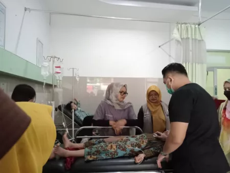Tragis! Satu Keluarga di Garut Keracunan Jamur, Nyaris Kehilangan Nyawa Satu Keluarga di Garut Keracunan Jamur, Nyaris Kehilangan Nyawa