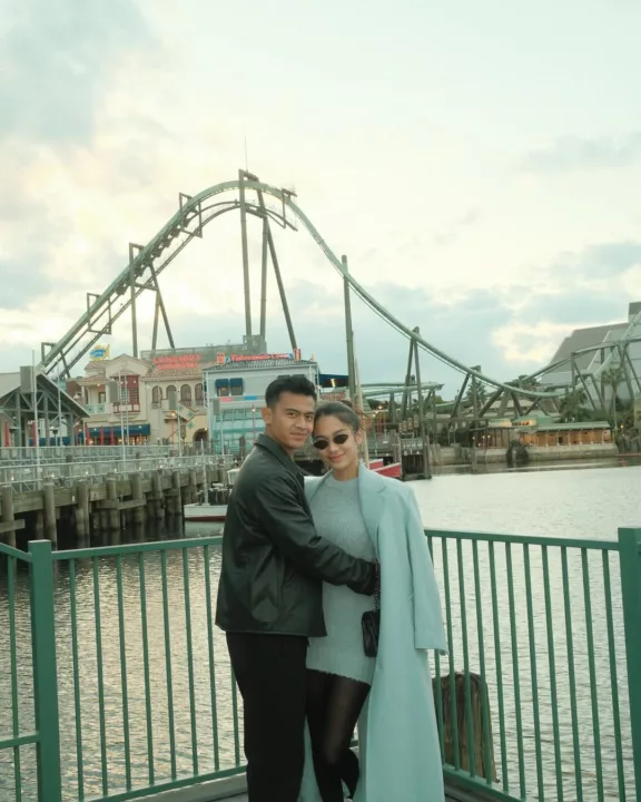 Liburan ke Jepang Ini Potret Keseruan Pratama Arhan dan Azizah Salsha Liburan ke Jepang Ini Potret Keseruan Pratama Arhan dan Azizah Salsha (@pratamaarhan8)