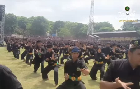 Pelantikan Kepengurusan TTKKBI Jabar 2024-2029, Rayakan Budaya Sunda TTKKBI Saat Pecahkan Rekor MURI Rampak Silat Banten Tepak Karuhun