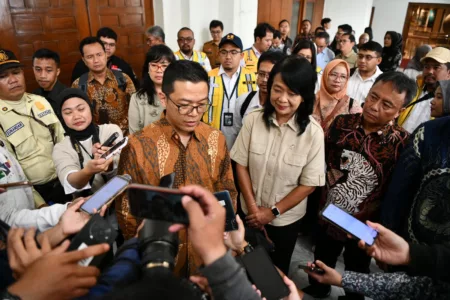 Sekda Jabar dan Wakil Menteri PU, Bahas Perbaikan Gedung Merdeka dan Museum KAA Sekda Jabar dan Wakil Menteri PU, Bahas Perbaikan Gedung Merdeka dan Museum KAA