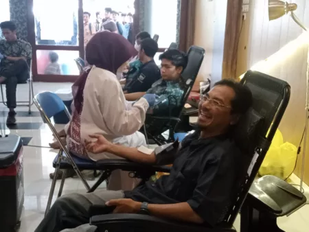 BTM Raya Mujahidin Bandung Gelar Donor Darah Perdana BTM Raya Mujahidin Bandung Gelar Donor Darah Perdana