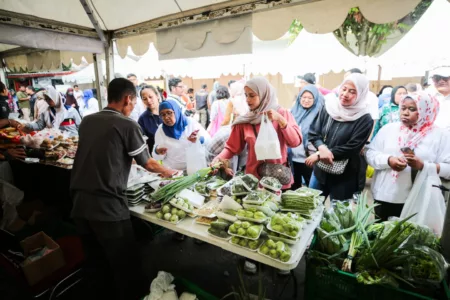Bazar Murah di 30 Kecamatan! Diskon Sembako hingga 26 Persen Bazar Murah