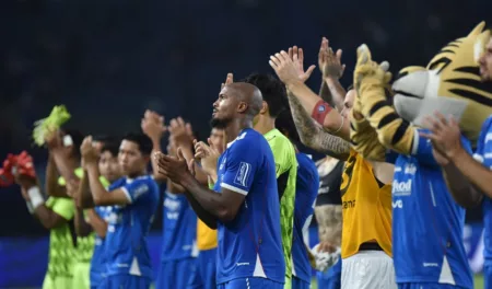 Jelang Arema FC vs Persib, Begini Performa 5 Pertandingan Terakhir Mereka Big Match Arema FC vs Persib Bandung
