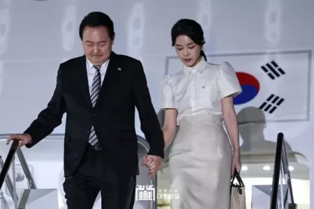 Begini Kondisi Ibu Negara Korea Selatan, Kim Keon Hee Paska Penahanan Presiden Yoon! Presiden Korea Selatan Yoon dan Kim Koen Hee. (Insight)