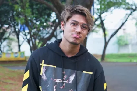 Jadi Ayah Dua Anak, Intip Profil Rizky Billar Suami Lesti Kejora! Intip Profil Rizky Billar. (Google)