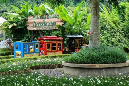 Jendela Alam Bandung: Mainnya Seru, Belajarnya Menyenangkan! Jendela Alam Bandung (IG/@jendelaalambandung)
