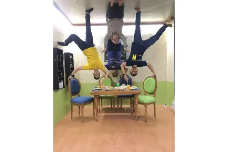 Liburan Next Level? Cobain Upside Down World Bandung! Permainan Upside Down World Bandung. (Dok. @mhafiizz via Instagram)