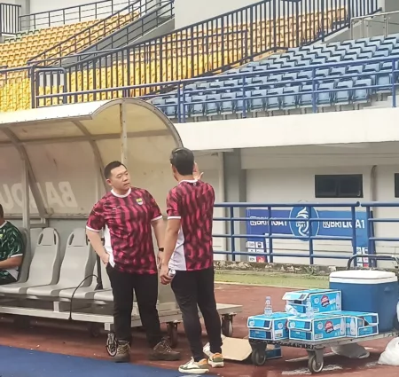 Dokter Tim Persib Kabarkan Kondisi Teranyar Rachmat Irianto Dokter Tim Persib Kabarkan Kondisi Teranyar Rachmat Irianto