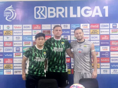 Mendampingi Persib di Laga Menghadapi PSM Makassar, Igor Tolic : Saya Selalu Menjadi Pelatih Kepala Mendampingi Persib di Laga Menghadapi PSM Makassar, Igor Tolic : Saya Selalu Menjadi Pelatih Kepala