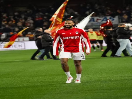 Patrick Kluivert Bocorkan Nama Pemain Naturalisasi Baru untuk Timnas Indonesia: Jairo Riedewald Patrick Kluivert sebut Jairo Riedewald akan menjadi pemain naturalisasi Timnas Indonesia