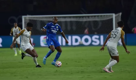 Bomber Anyar Persib, Penasaran Dengan Kiprah Patrick Kluivert di Timnas Indonesia Striker Asing Persib Ini, Dipanggil Timnas Curacao Untuk Kualifikasi Piala Dunia dan Golf Cup