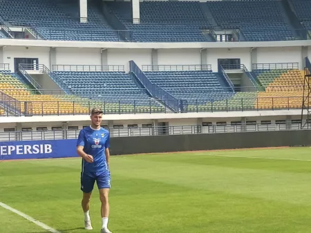 Begini Ungkapan Bek Persib, Terkait Striker Yang Dimiliki PSM Makassar Begini Ungkapan Bek Persib, Terkait Striker Yang Dimiliki PSM Makassar