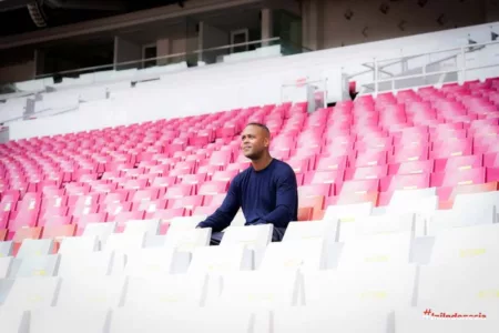 Patrick Kluivert Resmi Jadi Pelatih Timnas Indonesia, Siap Ukir Kenangan di SUGBK Patrick Kluivert kagum dengan kemewahan Stadion Utama Gelora Bung Karno