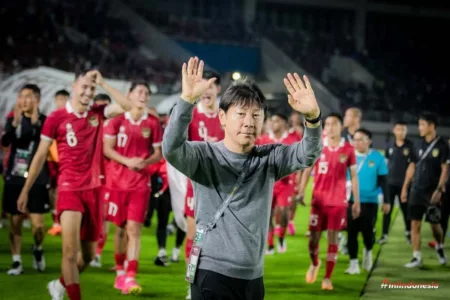 Shin Tae-yong Tampil Perdana Usai Dipecat PSSI Mantan pelatih Timnas Indonesia, Shin Tae-yong