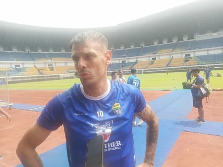 Tyronne Del Pino Anggap Semua Laga Final, Termasuk Saat Hadapi Juku Eja