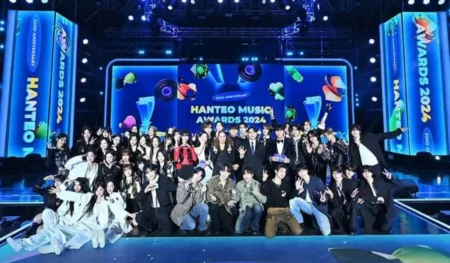 Idol Kpop TXT Sabet Penghargaan Di Ajang Bergengsi Ini! Idol Kpop TXT Sabet Penghargaan Di Ajang Bergengsi! (AllKpop)