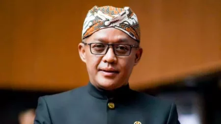 DPRD Kota Bandung Ingin Reklame Tertata, PAD Tetap Stabil Anggota Pansus 3 DPRD Kota Bandung, Asep Robin