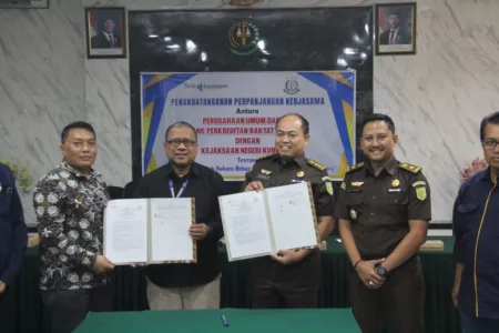 Bank Kuningan Serahkan 33 Berkas Debitur Bermasalah ke Kejaksaan Bank Kuningan Serahkan 33 Berkas Debitur Bermasalah ke Kejaksaan