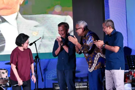 Pasar Seni ITB 2025 Diharapkan Perkuat Ekosistem Industri Kreatif Jabar Pasar Seni ITB 2025 Diharapkan Perkuat Ekosistem Industri Kreatif Jabar