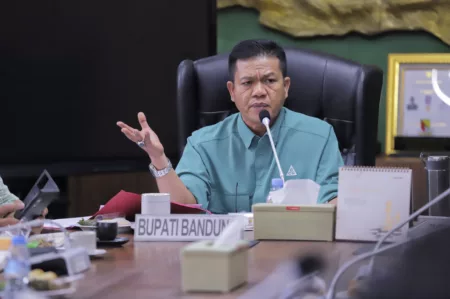 Pemkab Bandung Wacanakan Pemekaran Desa dan Kecamatan Demi Pemerataan Bupati Bandung Dadang Supriatna