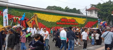 Car Free Day Garut Meriahkan Peringatan Hari Jadi ke-212 Car Free Day (CFD) rutin digelar setiap Minggu pertama dan ketiga setiap bulan di Jalan A. Yani, Garut.