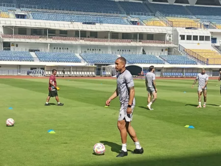Gustavo Franca Sumringah Bisa Menjadi Juara Bersama Persib