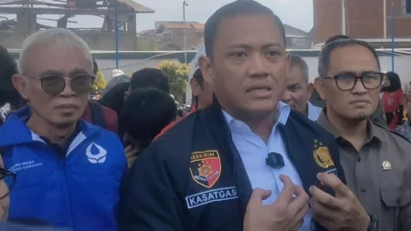 Kasus Oplosan Pertalite, Polres Cimahi Sidak SPBU Cibabat Kasatreskrim Polres Cimahi, AKP Dimas Charis Suryo Nugroho